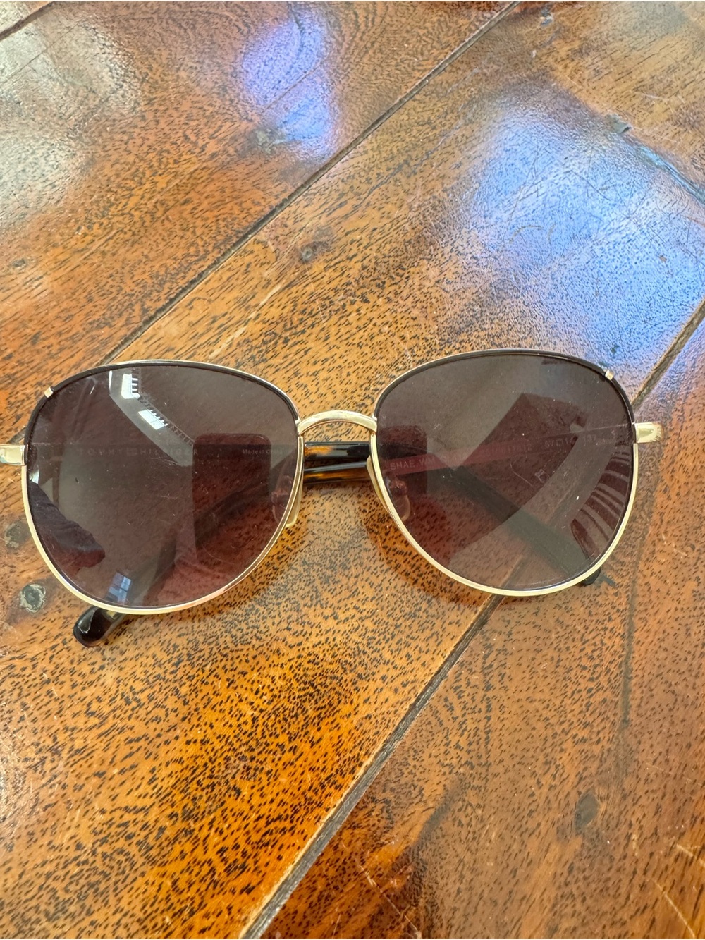 Tommy Hilfiger Gold Frame Sunglasses with Brown Lenses